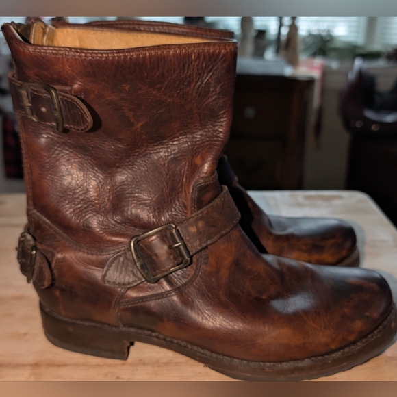 Frye Veronica Short Buckle Moto Antiqued Boots - Picture 5 of 13